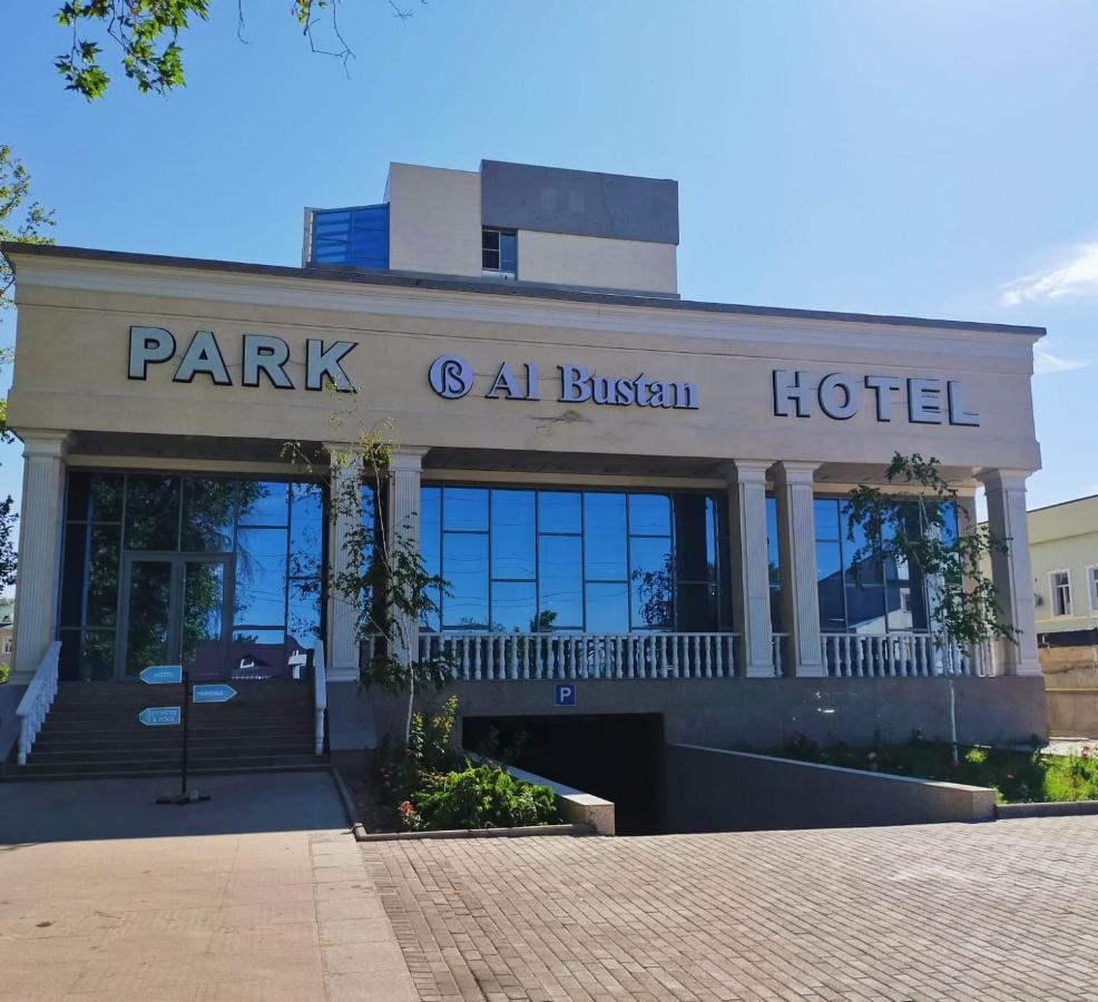 Park Hotel Al Bustan 쉼켄트 외부 사진