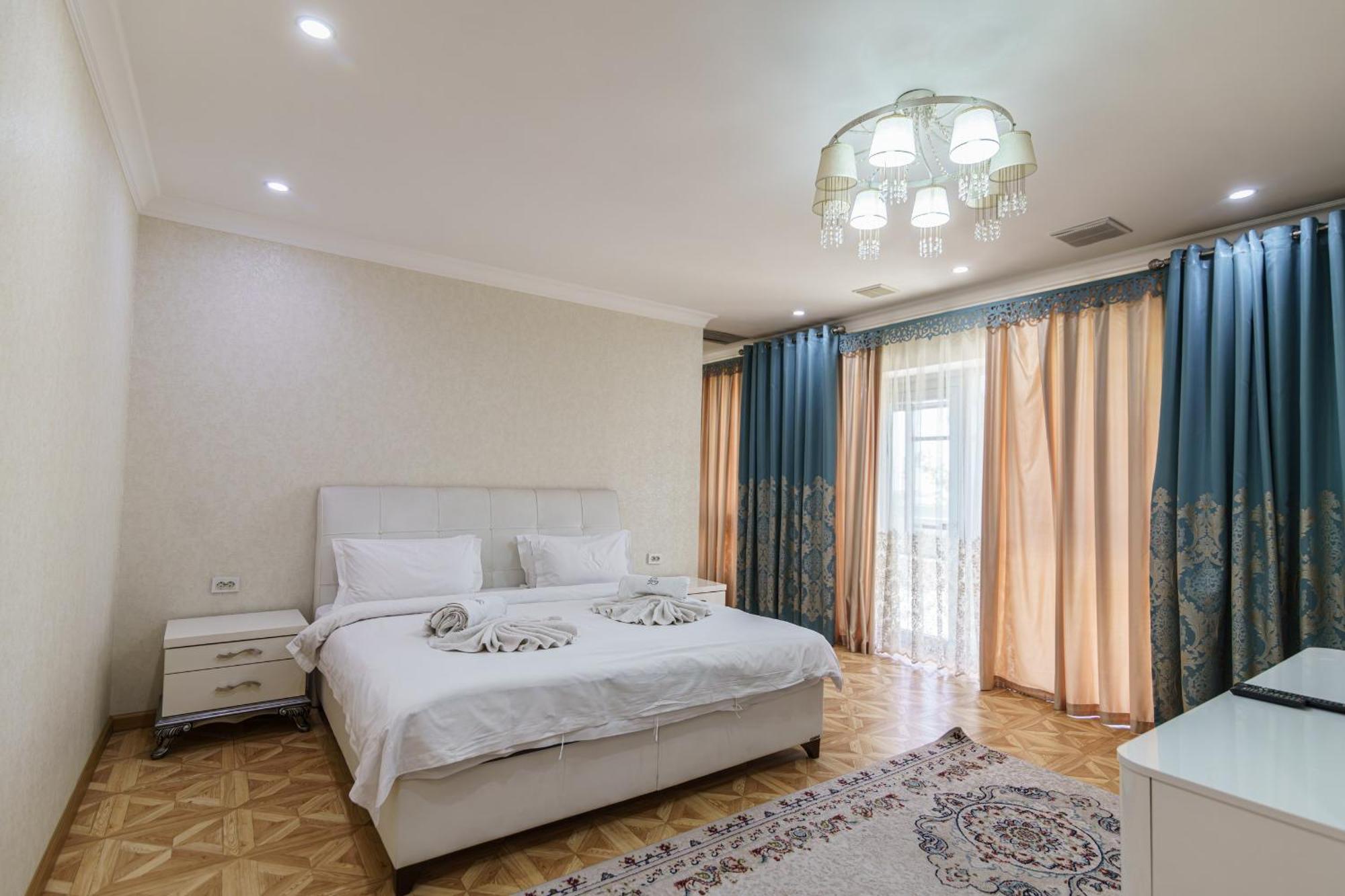 Park Hotel Al Bustan 쉼켄트 외부 사진