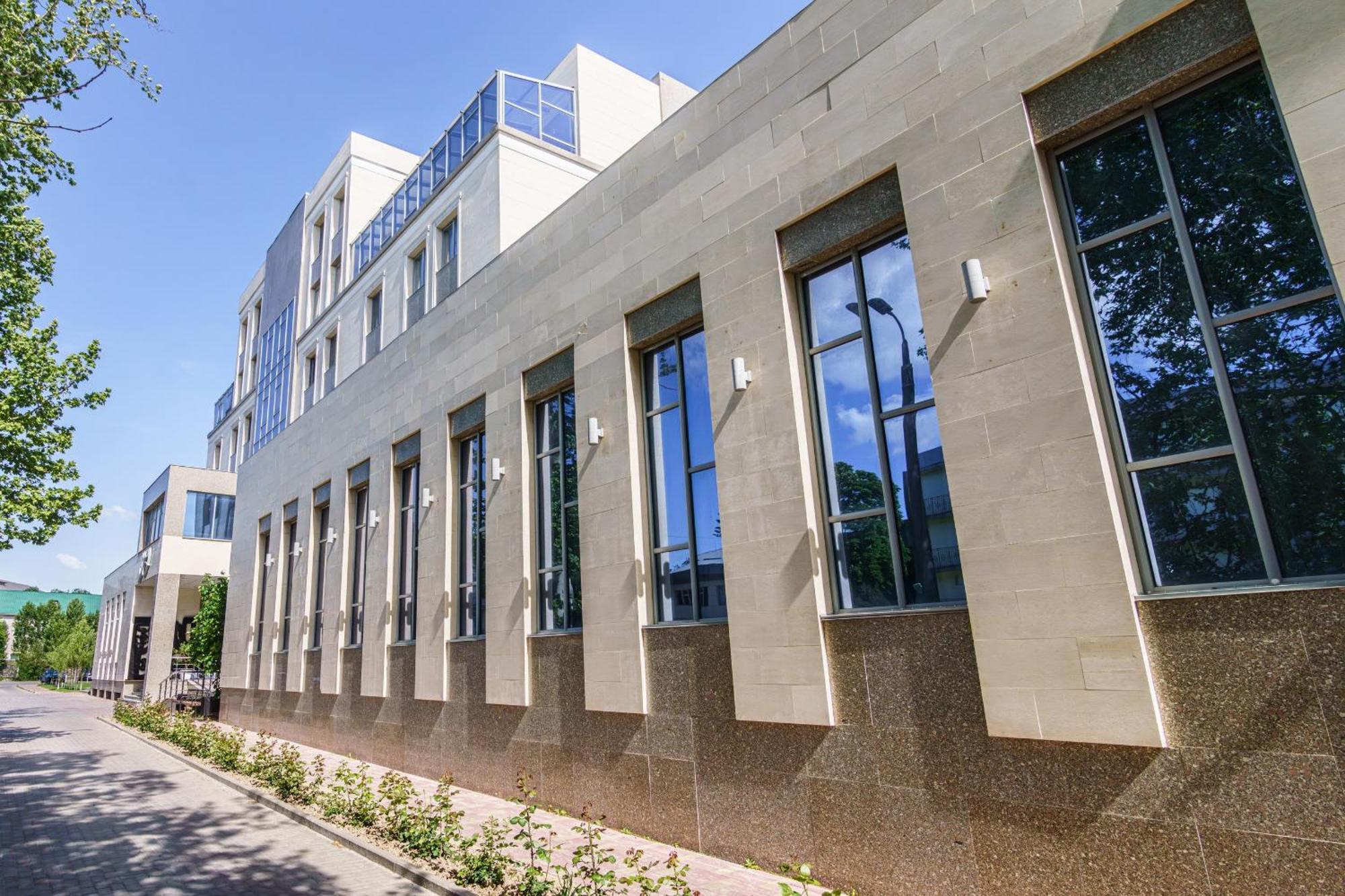 Park Hotel Al Bustan 쉼켄트 외부 사진