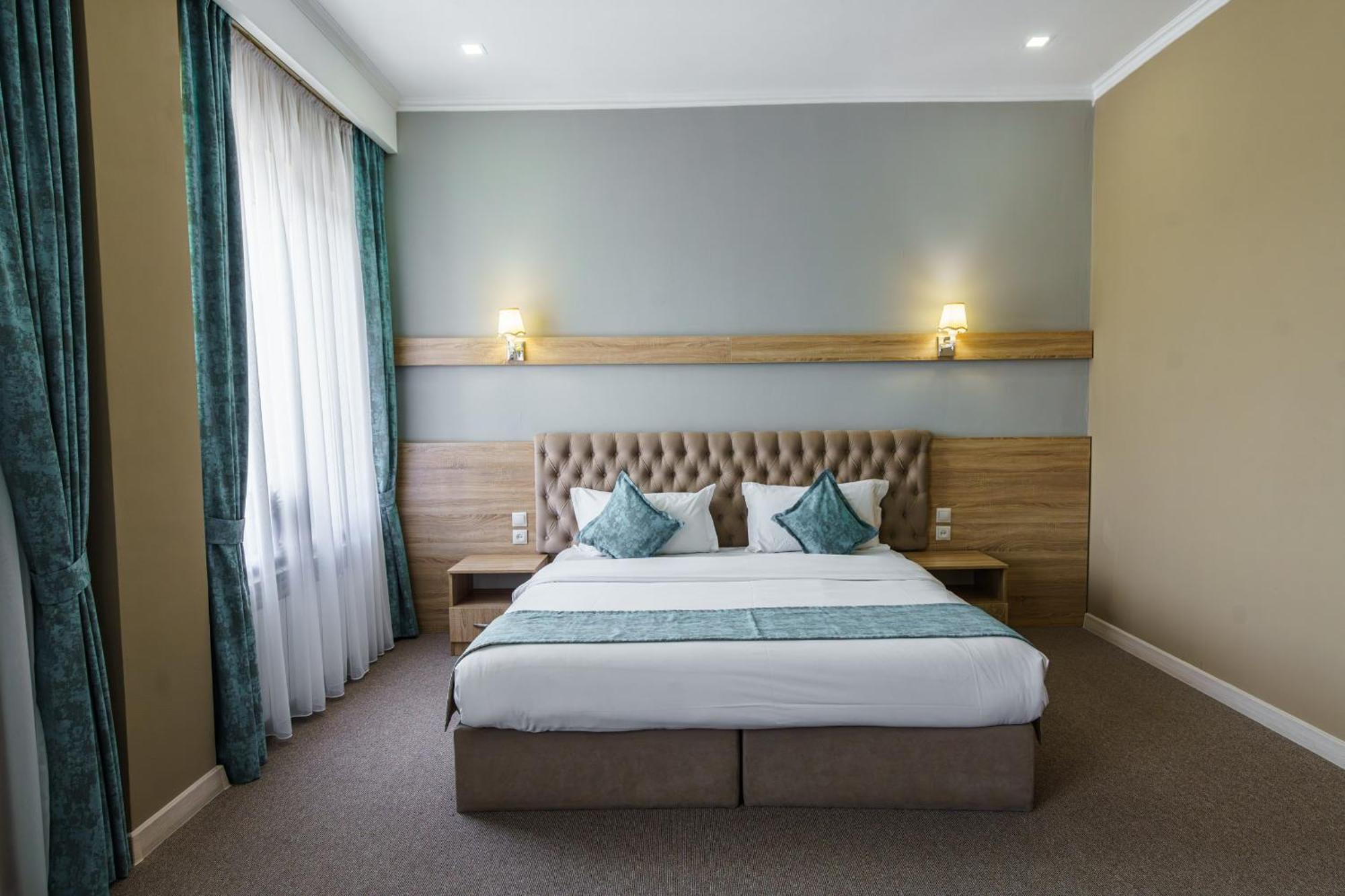 Park Hotel Al Bustan 쉼켄트 외부 사진